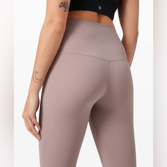 Lululemon Align Crop 21" *Cool
Violet Verbena - Picture 3 of 6